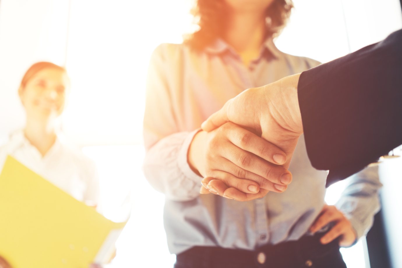 handshake-business-sunlight-1380